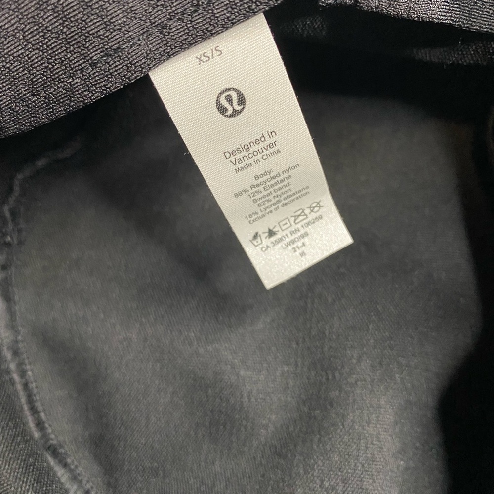 lululemon athletica Black Bucket Hat - Picture 3 of 4